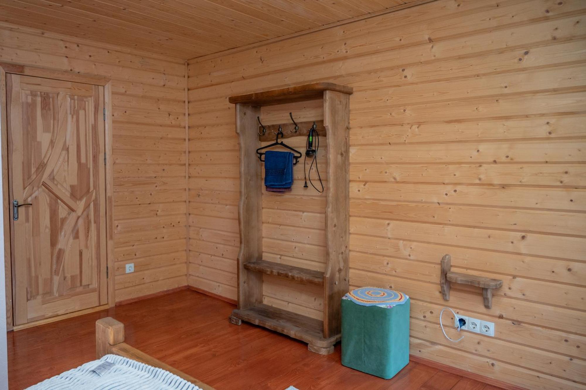 кичера Lodge